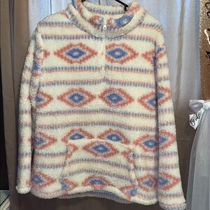 Cozy Fleece Pullover with Geometric Pattern